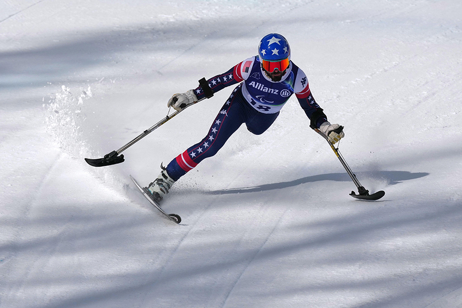 Patrick Halgren, of the United States, competes in the alpine skiing men's super-G standing final at the 2026 Winter Paralympics, in Cortina d'Ampezzo, Italy.